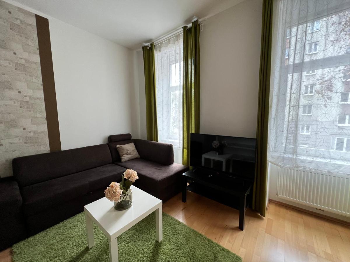 Cozy 2-Room Apartment Wien Exteriör bild