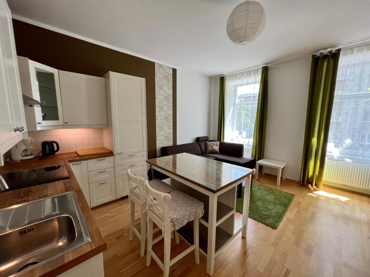 Cozy 2-Room Apartment Wien Exteriör bild